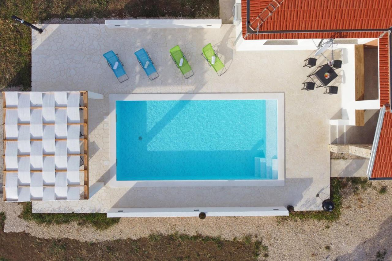 Holidayhouse Alirio With Heated Pool. Врси Екстериор снимка