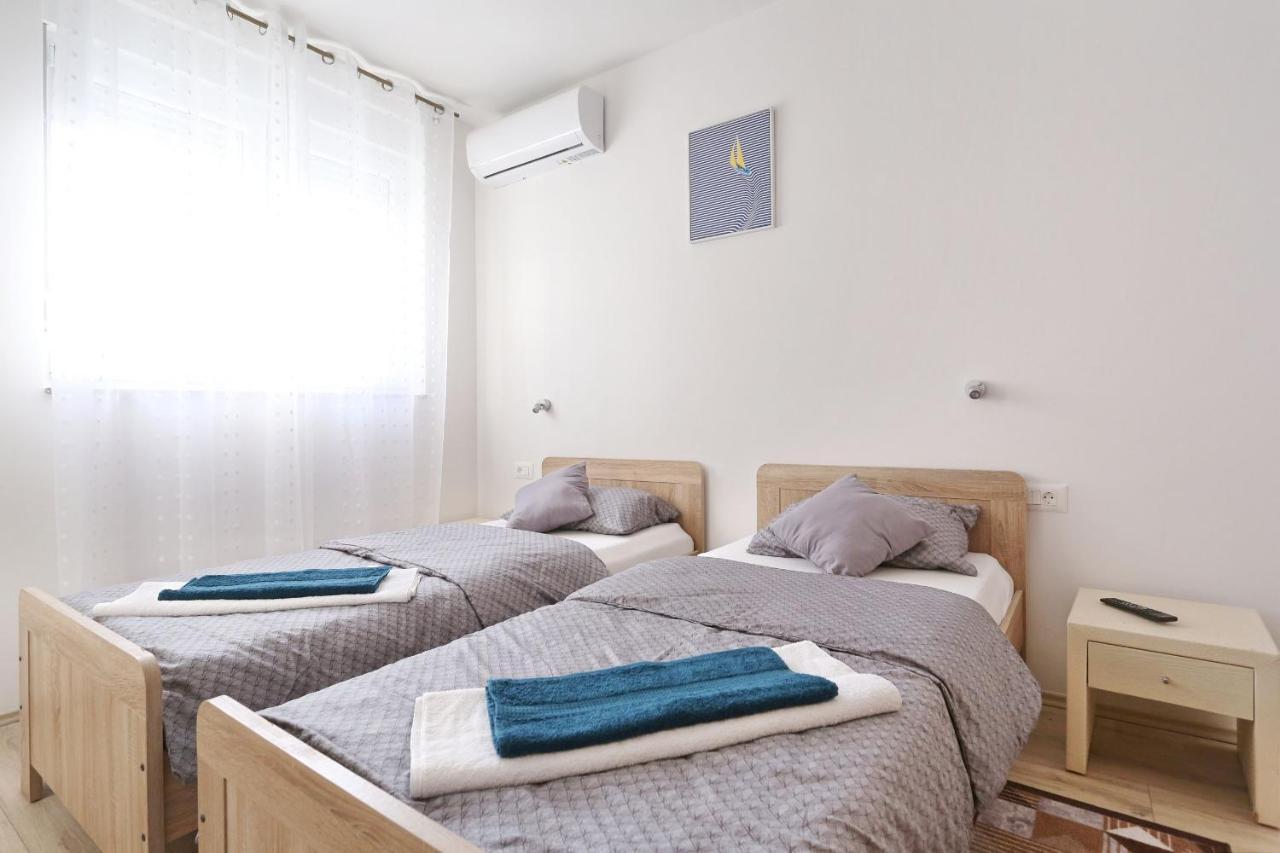 Holidayhouse Alirio With Heated Pool. Врси Екстериор снимка